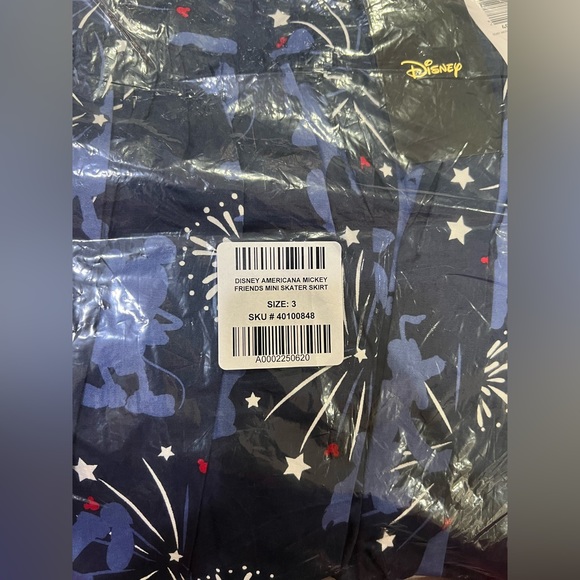 NWT-Torrid/Disney’s Mickey Mouse and friends Americana skirt size 2x 3X - Picture 4 of 6